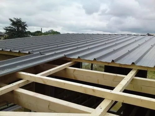 ساندوتش بنل اسقف للاسطح جنوب الرياض