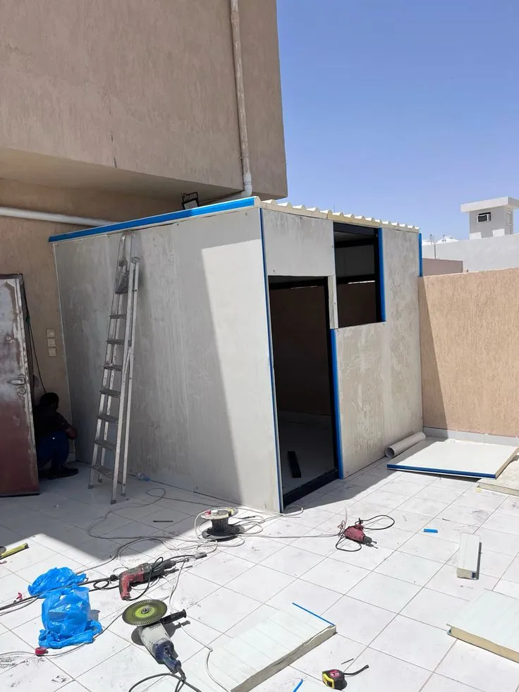 ملاحق ساندوتش بانل حي الرمال الرياض | أفضل تصميم وتركيب