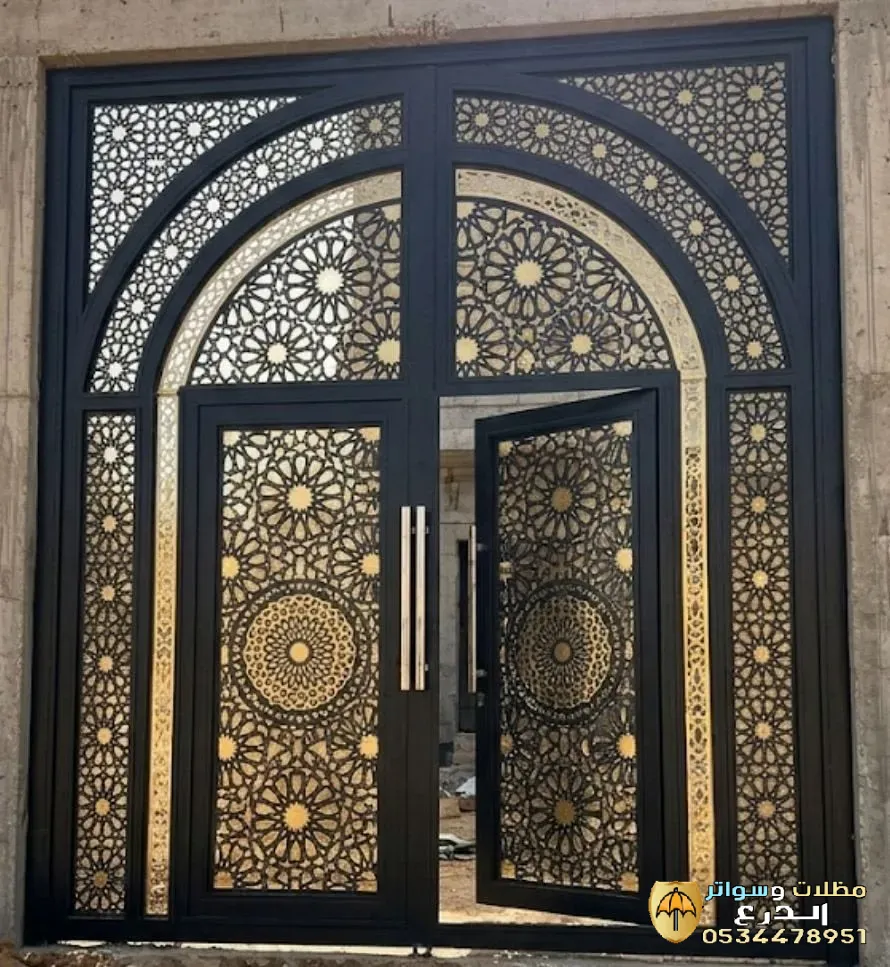 تفصيل بوابات قص ليزر بالرياض 2026 - أحدث أشكال الأبواب الحديدية المزخرفة للفلل والقصور