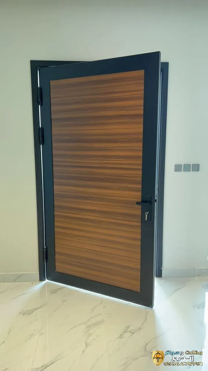 توريد وتركيب أبواب كلادنج للواجهات  الرياض | حماية قصوى وأشكال هندسية راقية
