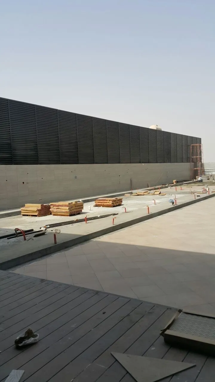 مقاول عمل سواتر جدران بين المباني الرياض