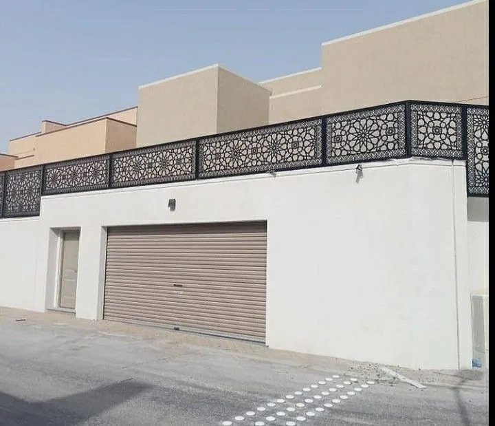 تفصيل سواتر بلاستيكية لخصوصية الحدائق بالرياض