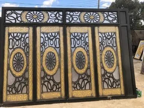 صور تصاميم أبواب حديد فاخرة للعملاء في الرياض