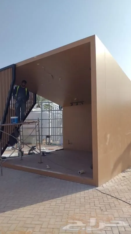 حداد ملاحق اسطح ساندوتش بنل في الرياض