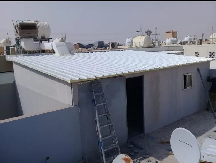 غرف  عاملات خارجية ساندوتش بنل بالرياض