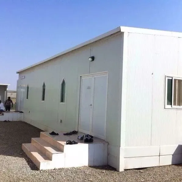 غرف  عاملات خارجية ساندوتش بنل بالرياض