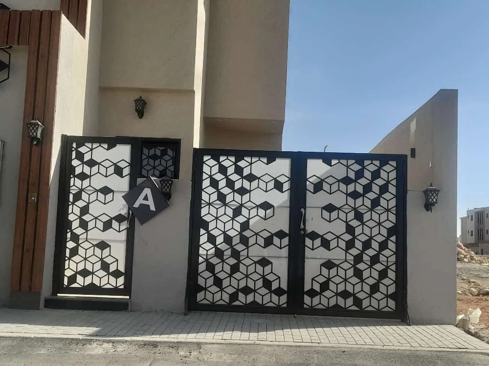 أسعار ورشة لحام وحدادة لتفصيل أبواب وشبابيك حسب الطلب الرياض