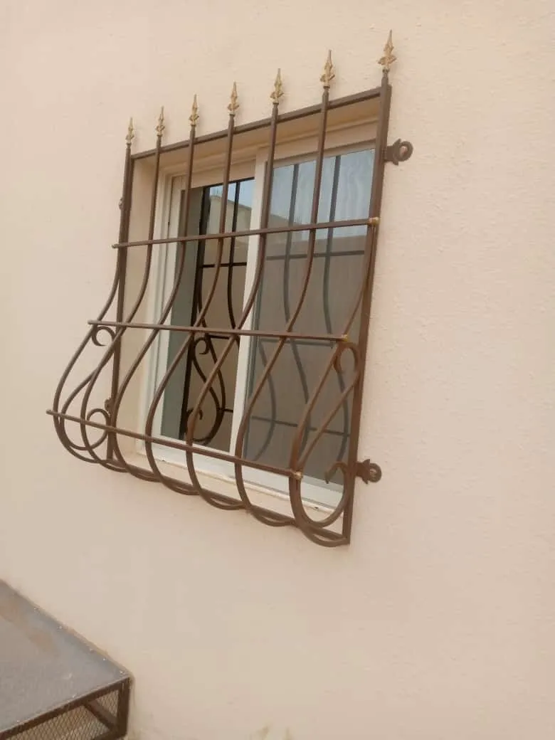 تجديد شبابيك حديد مقاول صيانة حديد أفضل خدمات حدادة بالرياض