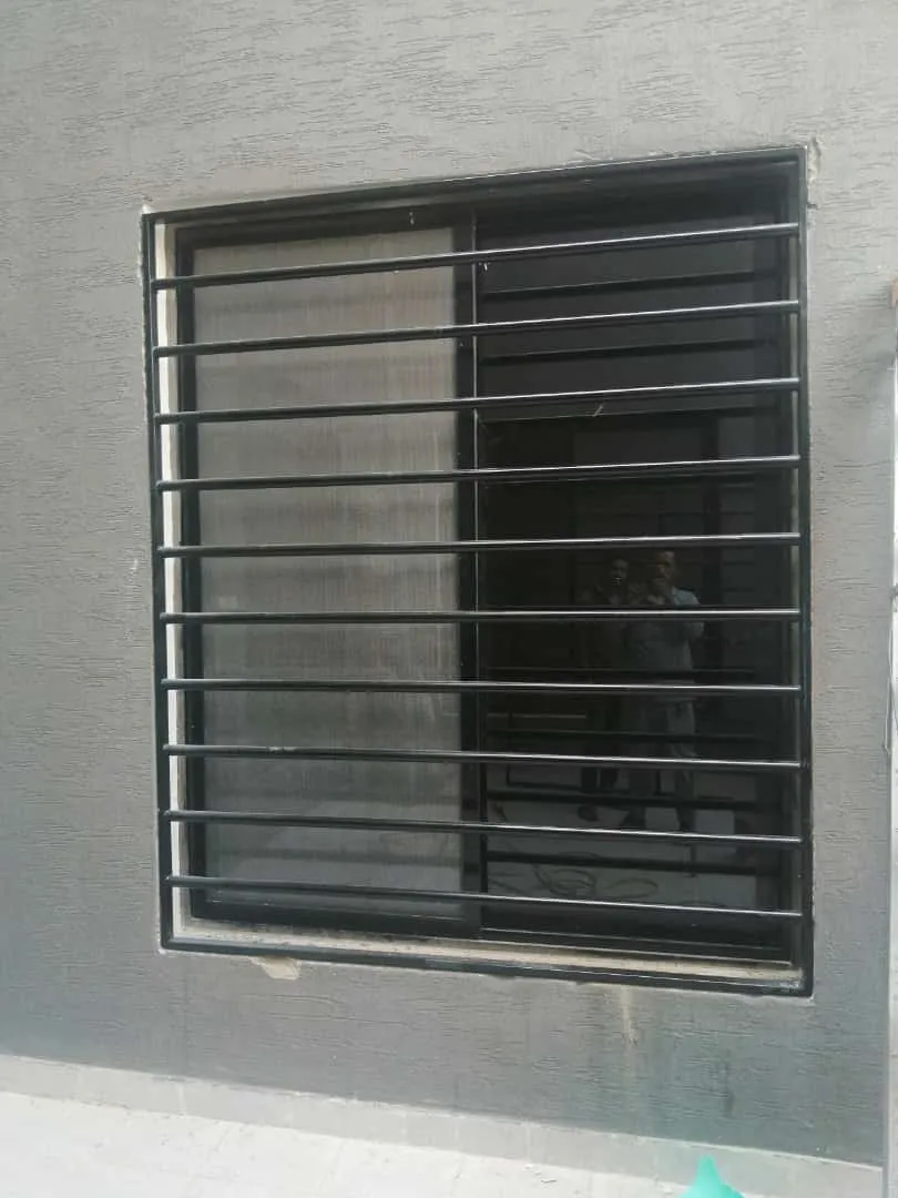 تجديد شبابيك حديد مقاول صيانة حديد أفضل خدمات حدادة بالرياض