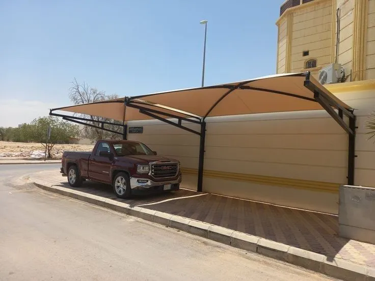 ورشة تصنيع مظلات سيارات في الرياض