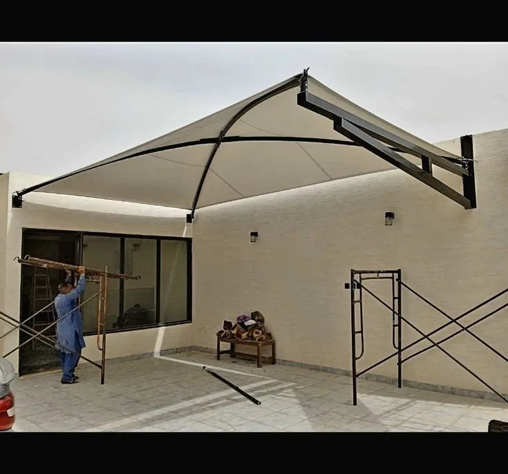 ورشة تصنيع مظلات سيارات في الرياض