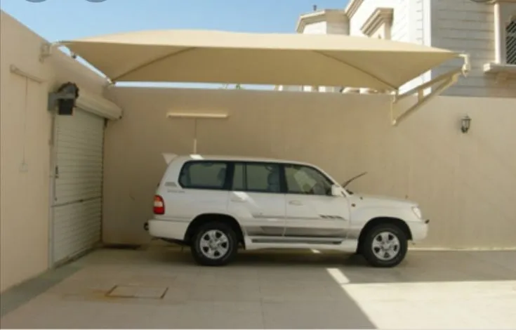 ورشة تصنيع مظلات سيارات في الرياض