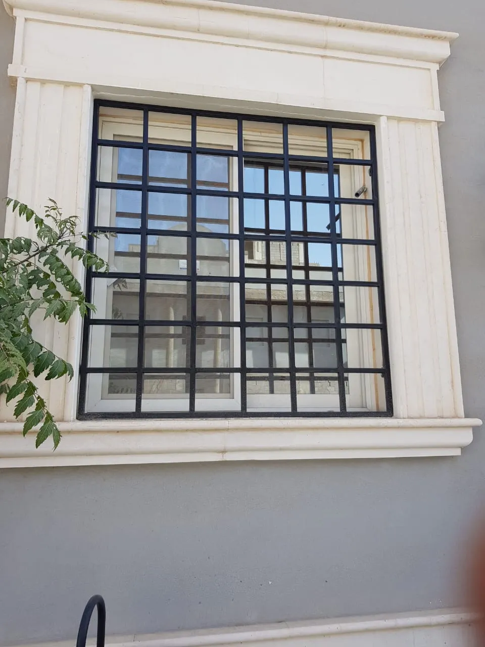 فني تفصيل شبابيك الرياض