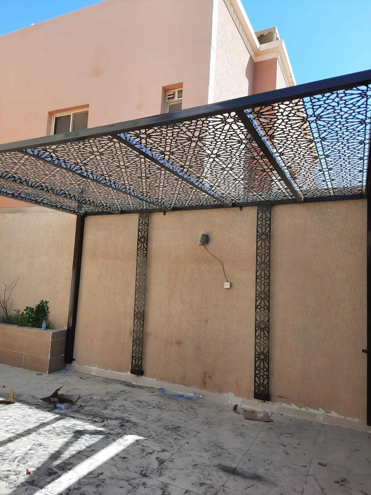 مظلات مداخل قص ليزر الرياض