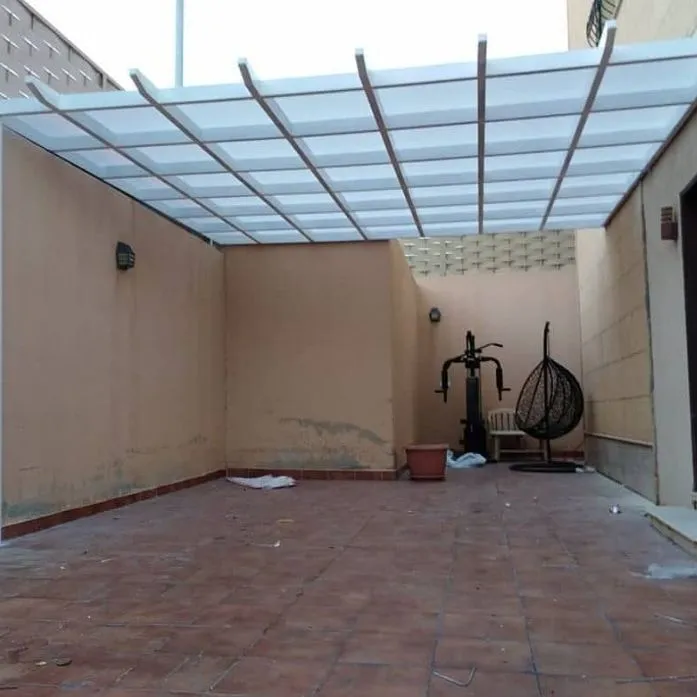 أفضل مظلة لكسان لجلسات الأسطح الرياض