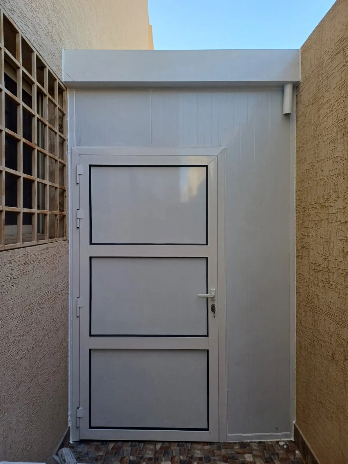 تركيب ملحق ساندوتش بنل سريع الرياض