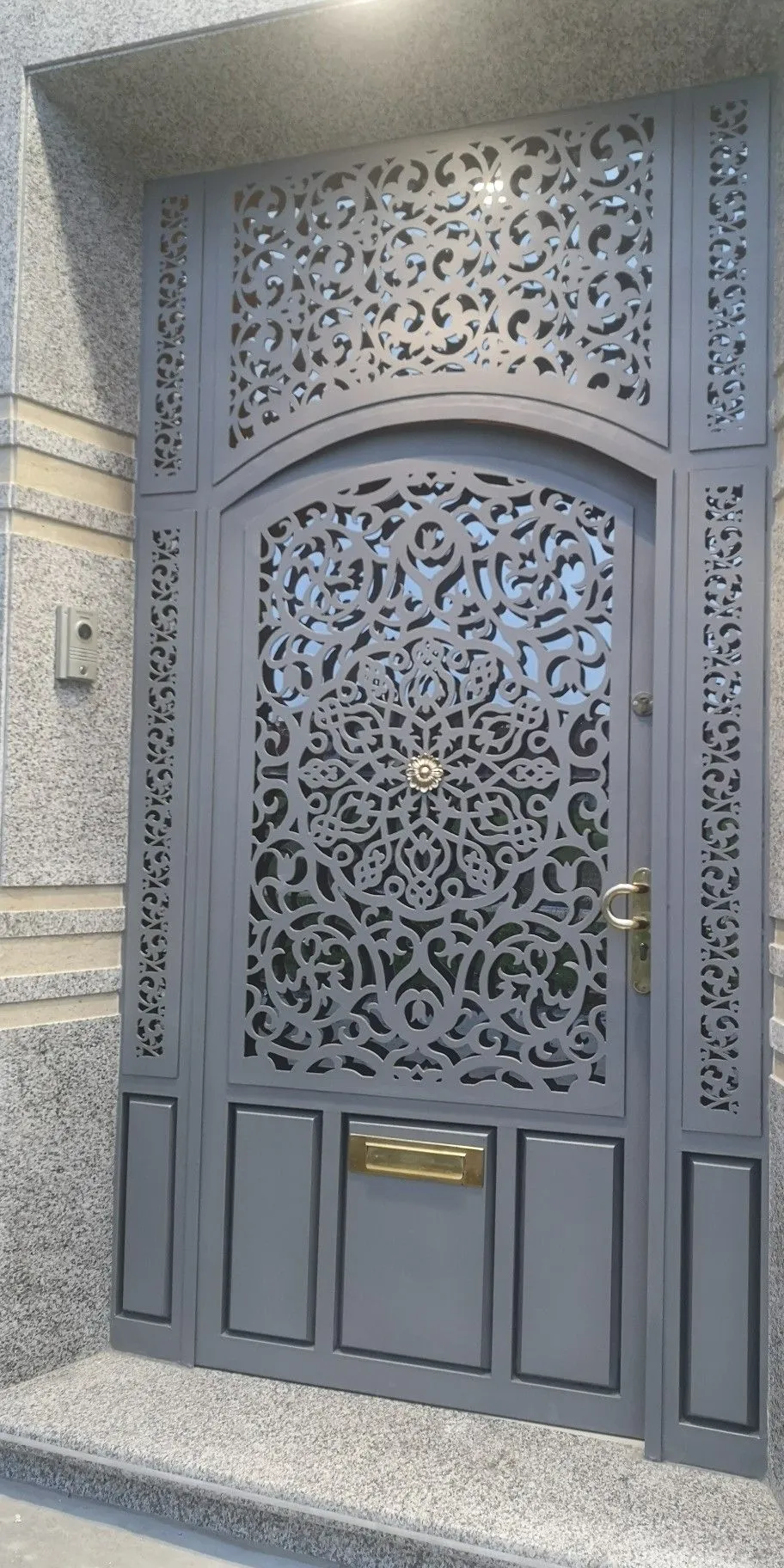 حداد ابواب حديد شمال الرياض