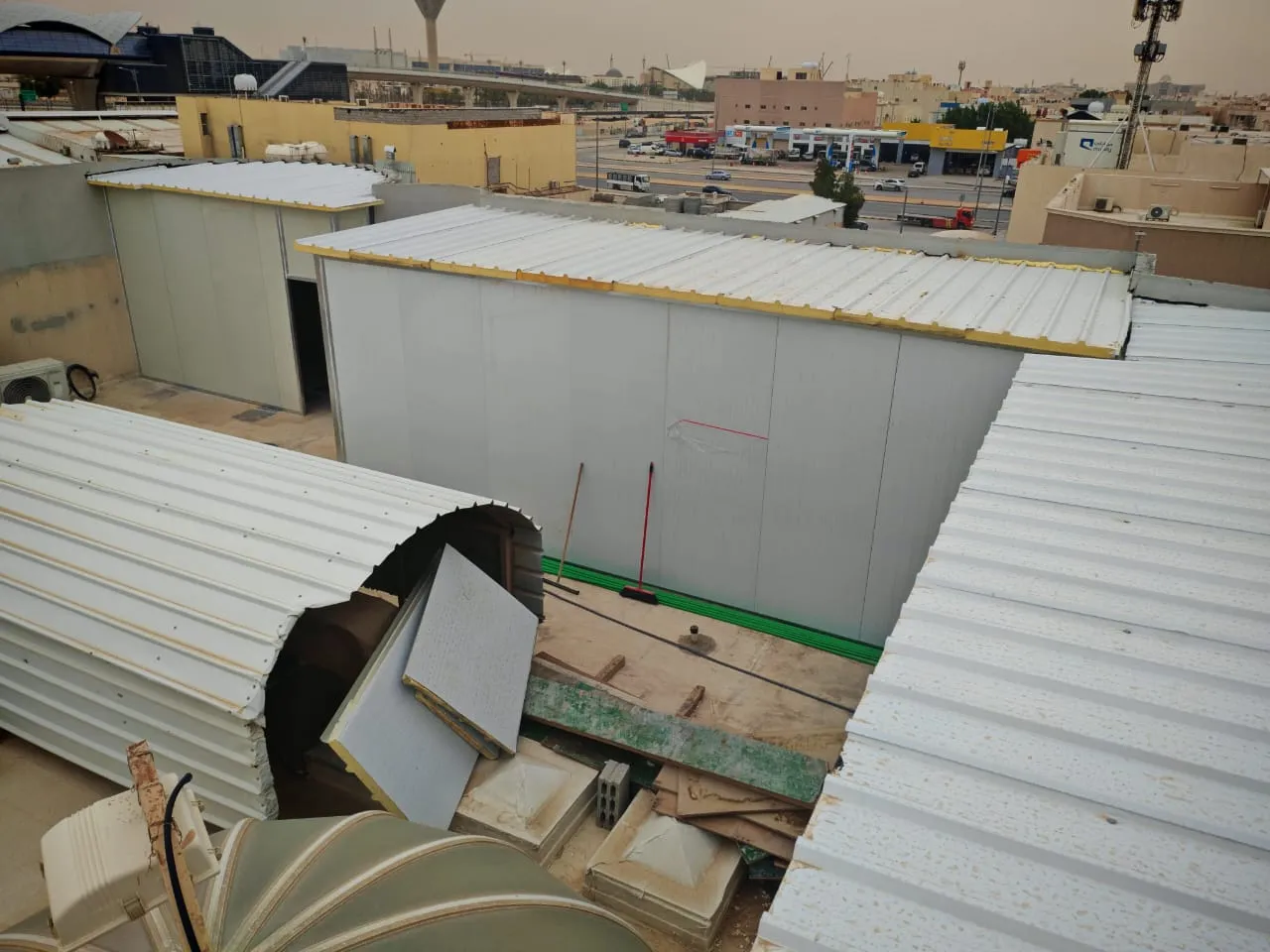 ساندوتش بنل اسقف للاسطح جنوب الرياض