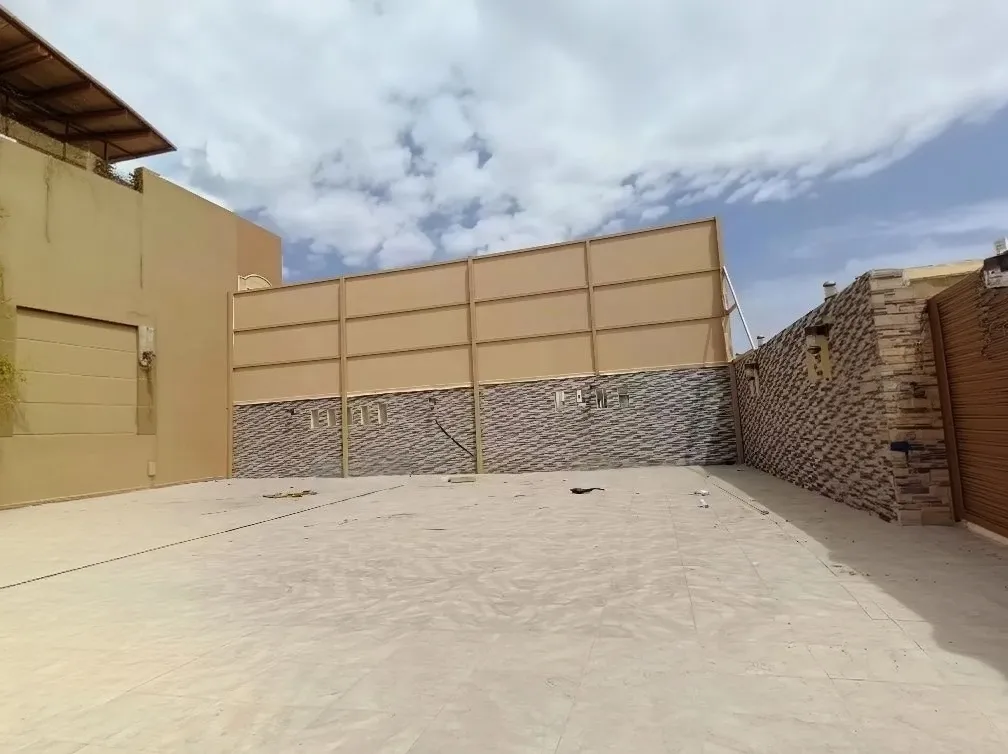 صيانة  مظلات  وسواتر حي الملقا
