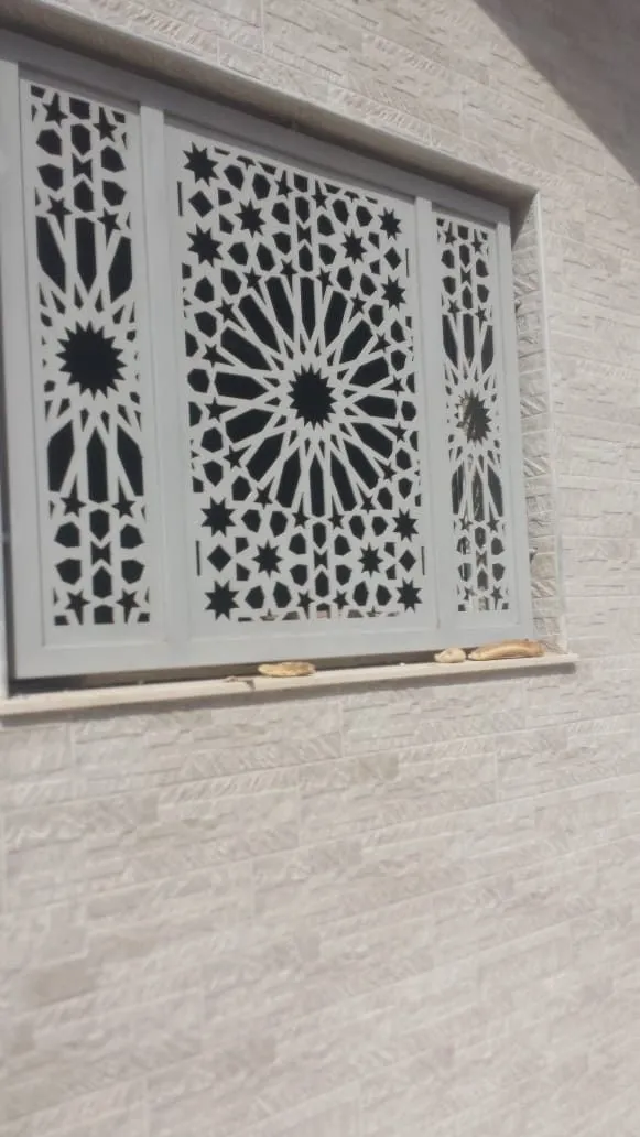 حداد شبابيك ليزر حي الربيع 