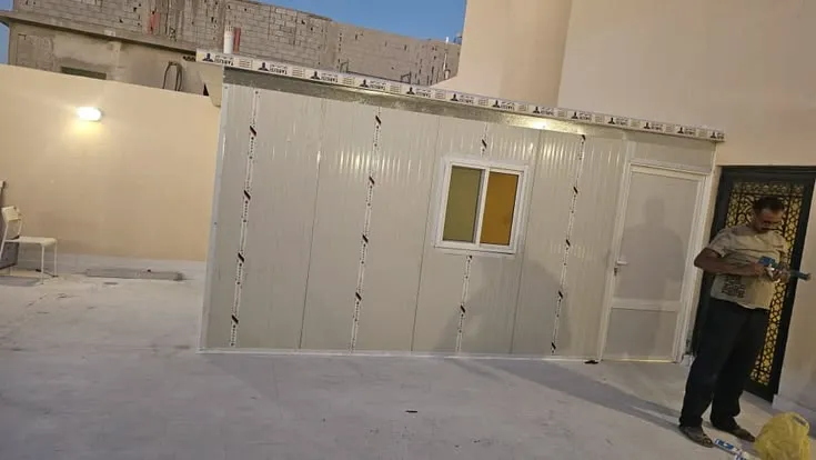 ملاحق ساندوتش بانل حي الرمال الرياض | أفضل تصميم وتركيب